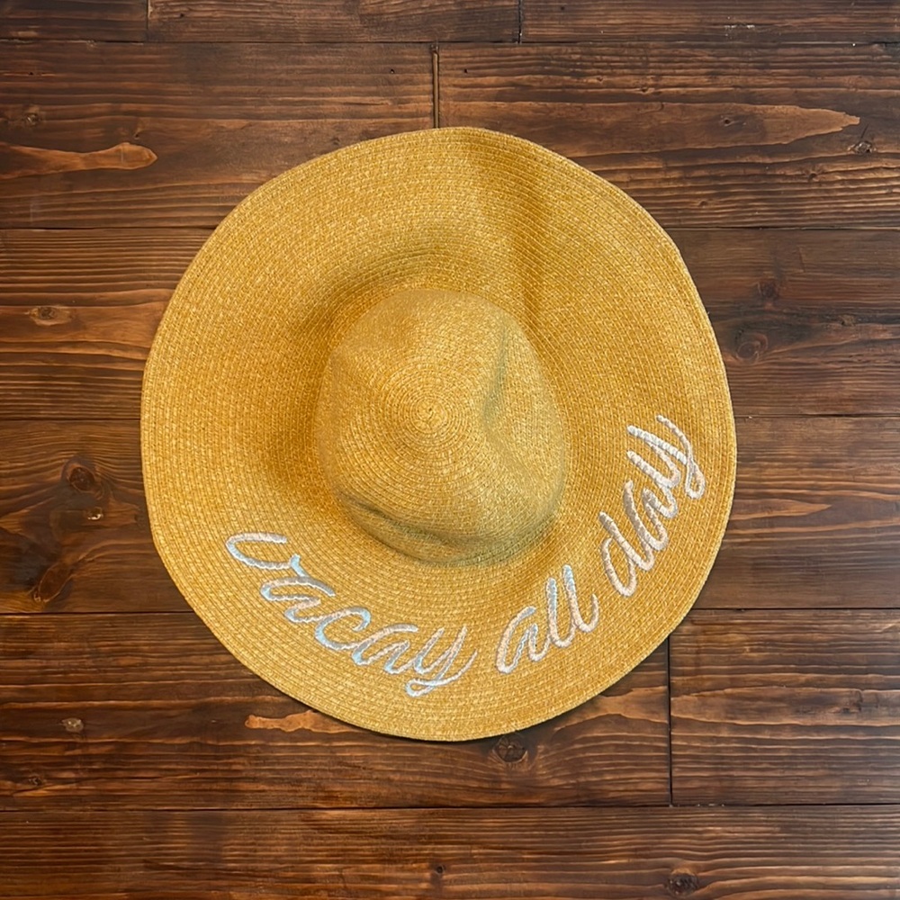 Floppy beach hat